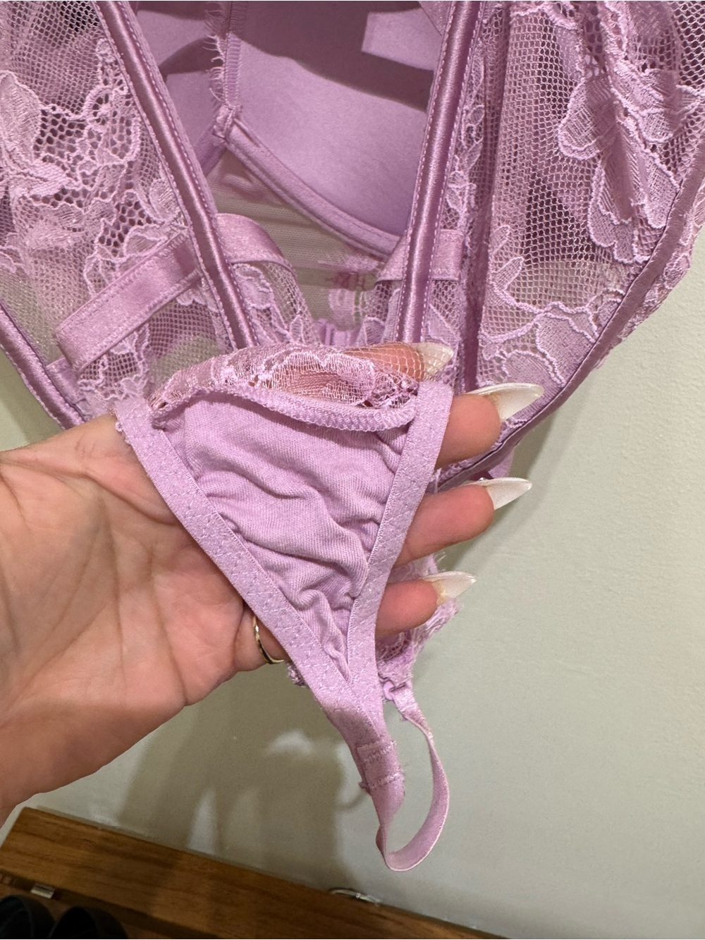 Victoria's Secret Lace Push-Up Bodysuit - Lilac Pink - Picture 5 of 8